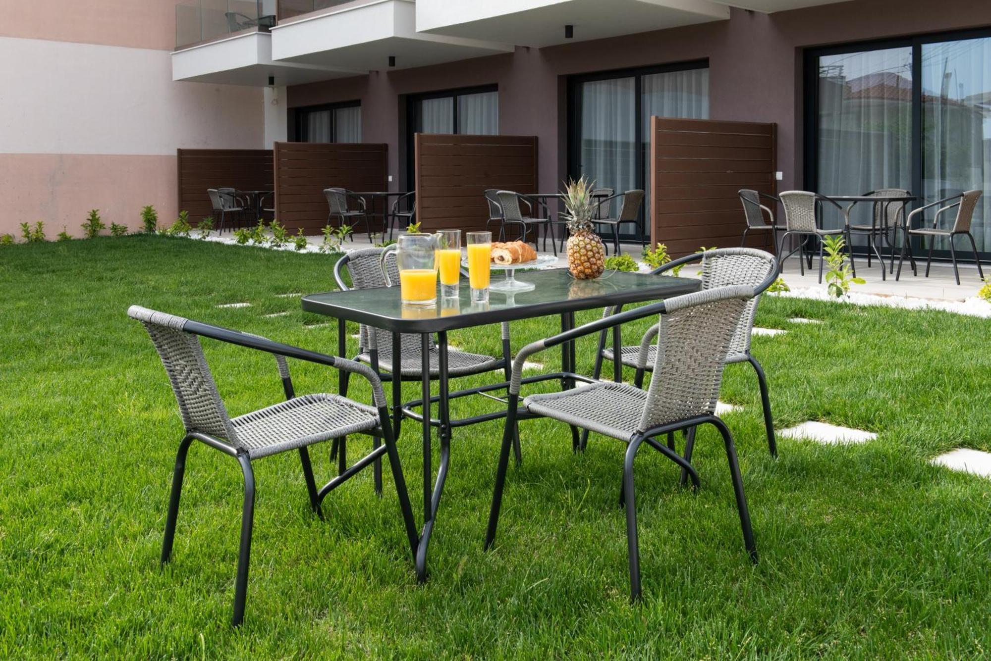 Апарт отель Sithonian Sunset Luxury - Nikiti Cozy Getaways Экстерьер фото