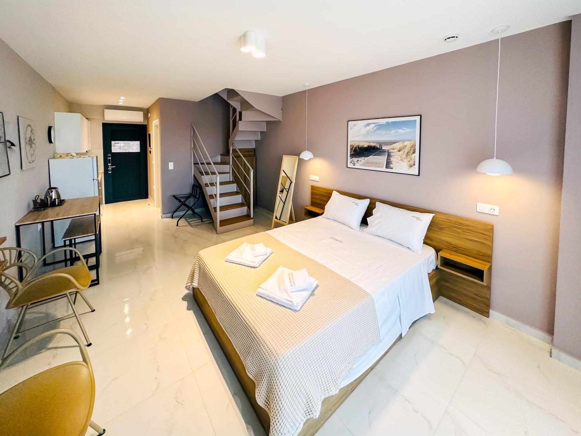 Апарт отель Sithonian Sunset Luxury - Nikiti Cozy Getaways Экстерьер фото